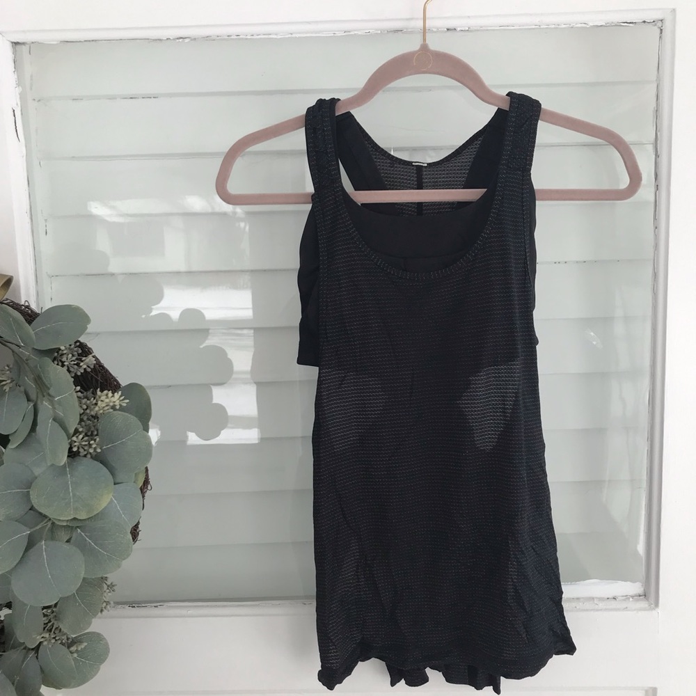 Lululemon 🍋 Black & Gold Tank